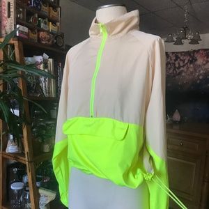 Half zip wind breaker